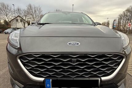 Ford Kuga 72.500 km 22.450 &euro; Langenleuba-Niederhain 04618