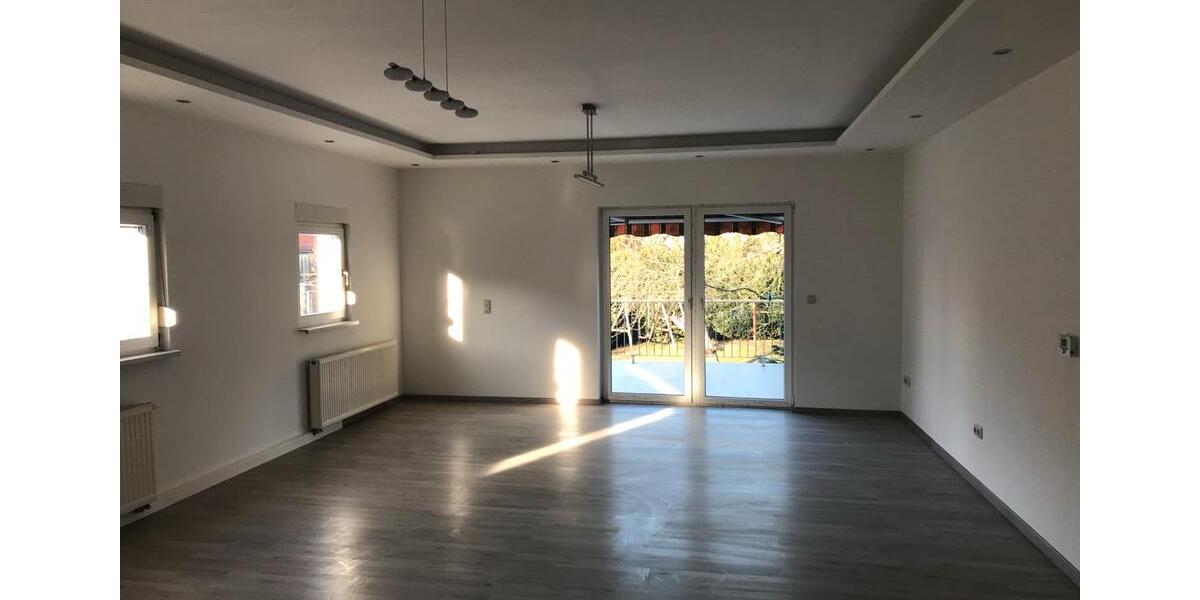 Mehrfamilienhaus, Wohnhaus Frankenberg (Sachsen) - 10 Zimmer, 340 m&sup2;, 320.000&euro; | Angebot:27085586