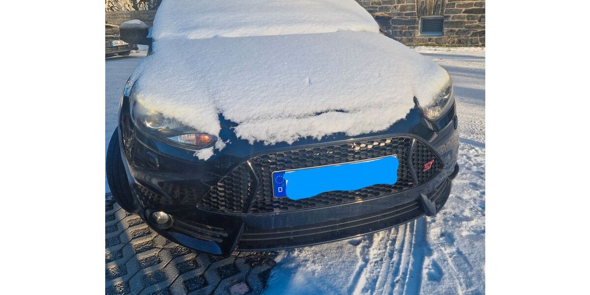 Ford Focus 148.283 km 10.599 &euro; Annaberg Buchholz 09456