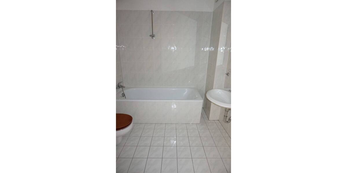 Wohnen im DG city-nah Laminat Balkon am Schlafzi. 2 zimmer