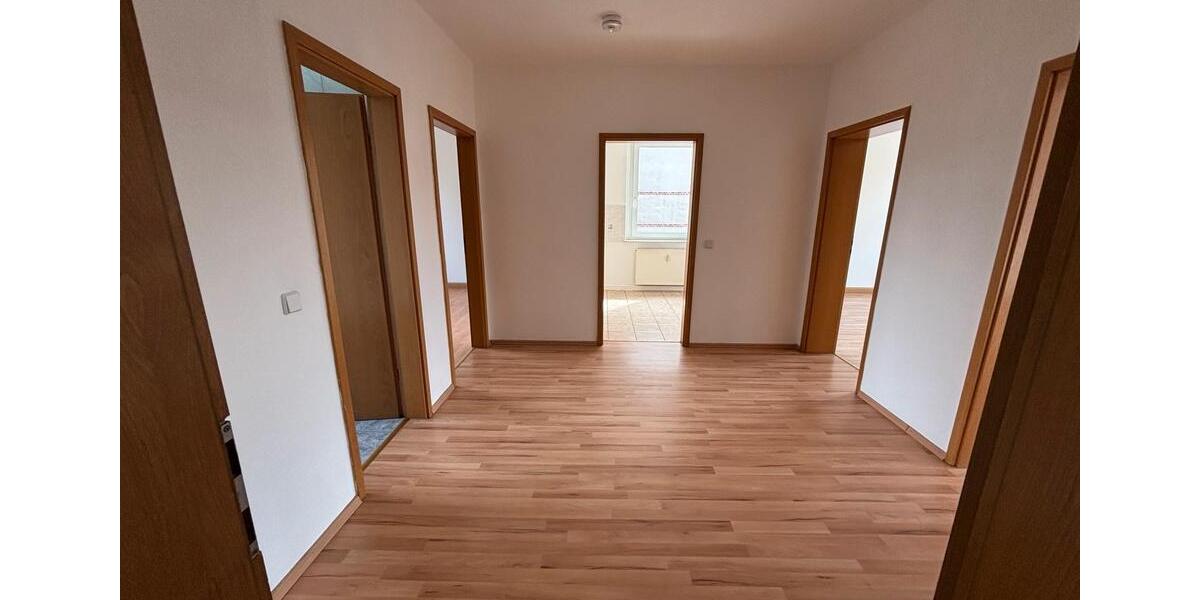 3-Raum-Wohnung im 1. OG 3 zimmer