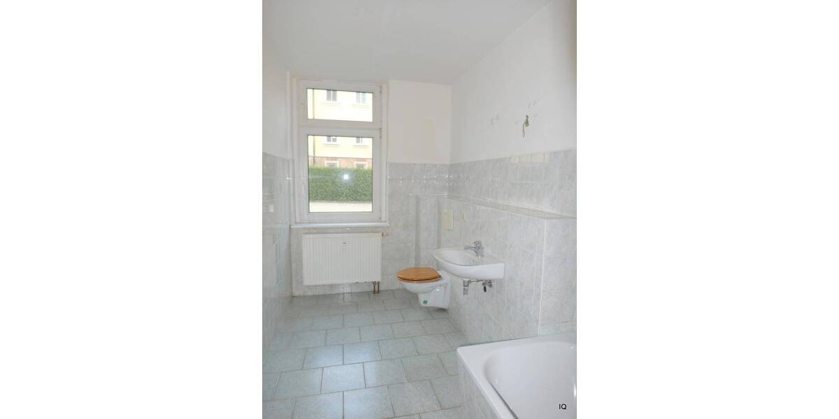 Etagenwohnung Chemnitz Wittgensdorf - 4 Zimmer, 120 m&sup2;, 599&euro; | Angebot:26174855