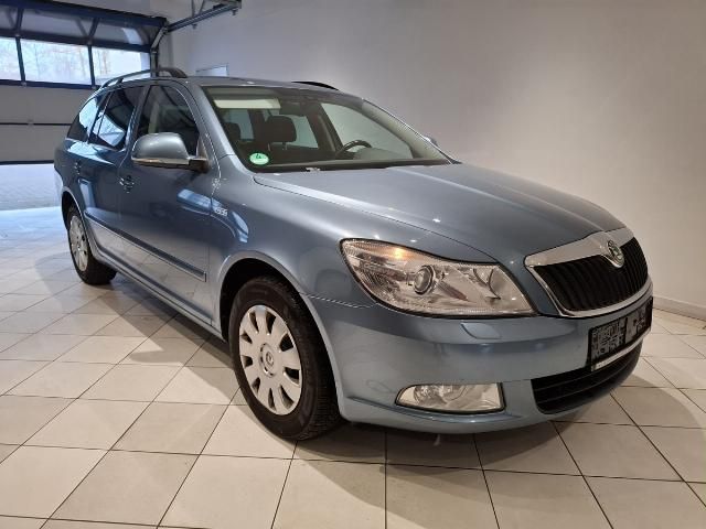Skoda Octavia 190.237 km 10.999 € Frohburg 04654