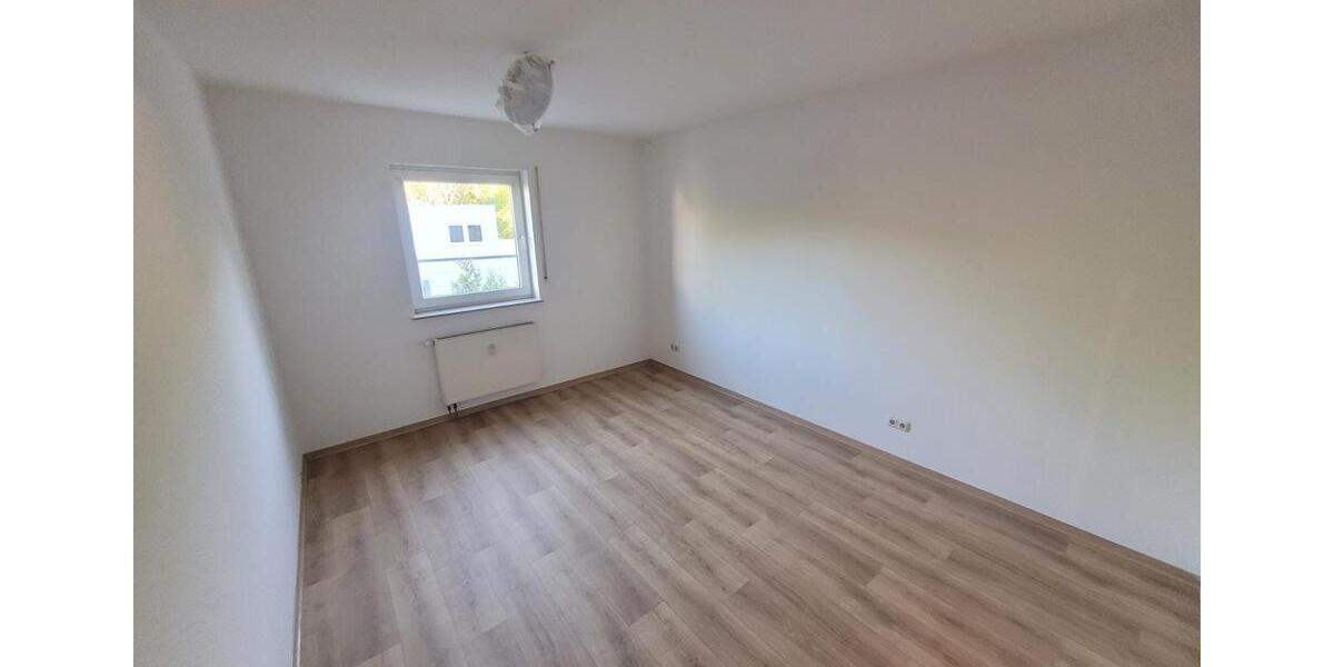 Etagenwohnung Chemnitz Bernsdorf - 3 Zimmer, 78 m&sup2;, 125.000&euro; | Angebot:27096193