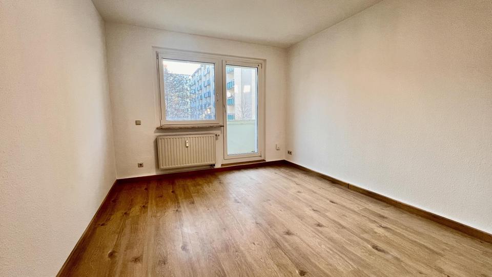 Etagenwohnung Chemnitz Markersdorf - 2 Zimmer, 55 m&sup2;, 300&euro; | Angebot:26624038