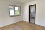 Frisch renoviert! 2-Raumwhg. mit Balkon, TG-Stpl. (duplex, saniert), Neubau 1997! Leerstand! 2 zimmer