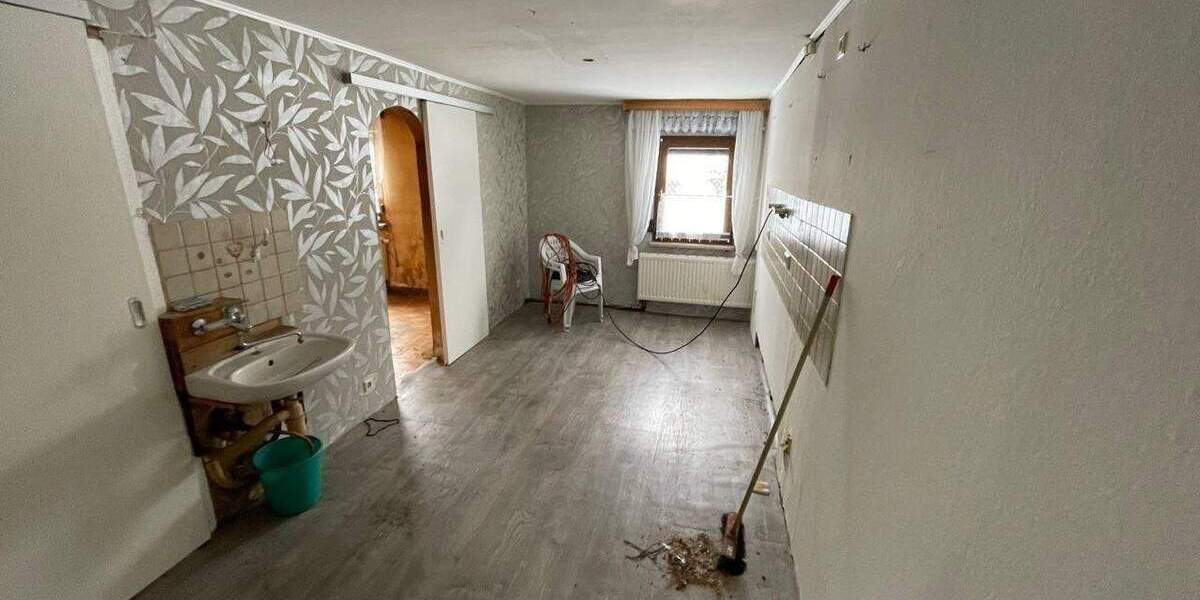 Doppelhaushälfte Neukirchen/Erzgebirge Neukirchen - 4 Zimmer, 70 m&sup2;, 125.000&euro; | Angebot:25796390