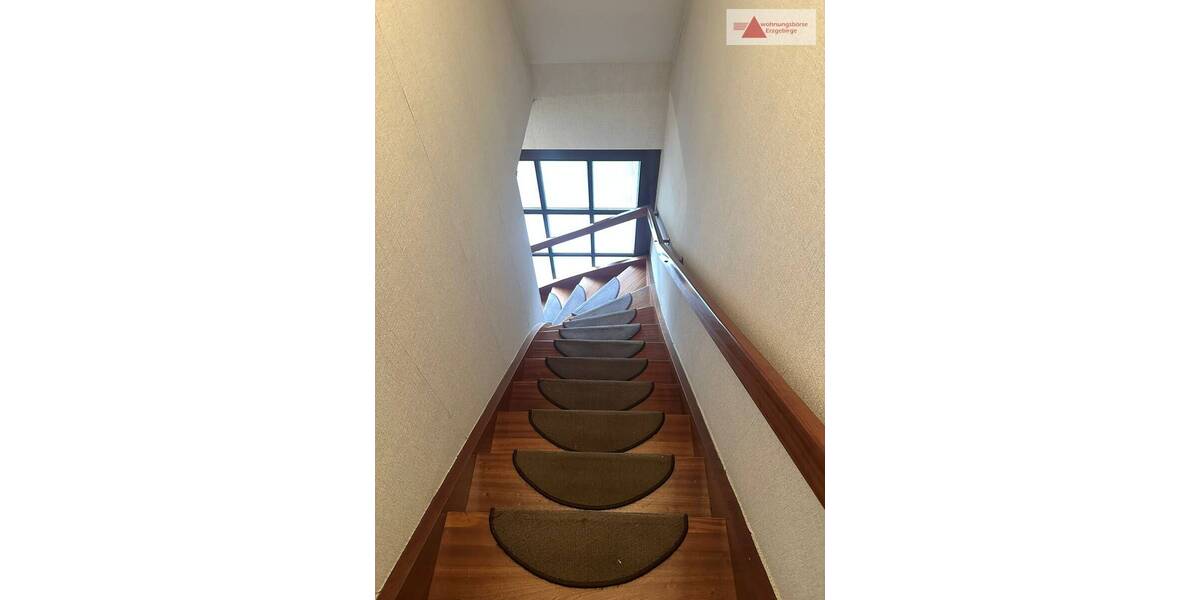 Einfamilienhaus Chemnitz / Adelsberg Adelsberg - 9 Zimmer, 148 m&sup2;, 519.000&euro; | Angebot:26344895