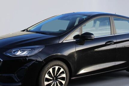 Ford Fiesta 52.450 km 15.990 € Chemnitz 09228