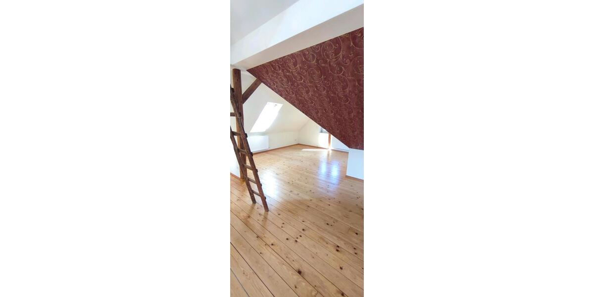 Villa Waldheim - 7 Zimmer, 293 m&sup2;, 399.500&euro; | Angebot:25883308