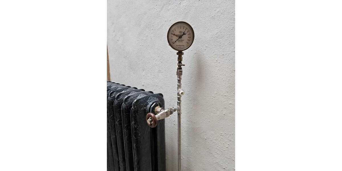 Vielseitige Immobilie im Industriestil – mit Stellplätzen, Eventfläche & Ausbaupotenzial zimmer