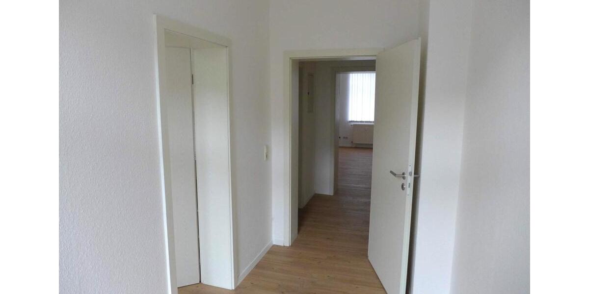Etagenwohnung Chemnitz Altendorf - 1 Zimmer, 39 m&sup2;, 235&euro; | Angebot:26491702