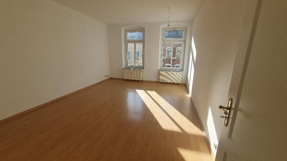 schöne Etagenwohnung mit Fahrstuhl zimmer