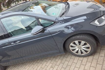 VW Touran 180.000 km 9.600 &euro; Oberschöna 09600