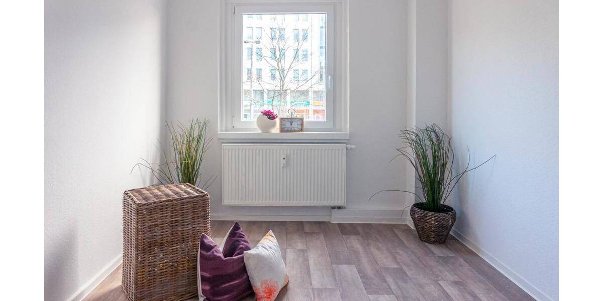Etagenwohnung Chemnitz Borna-Heinersdorf - 3 Zimmer, 54 m&sup2;, 300&euro; | Angebot:26929897