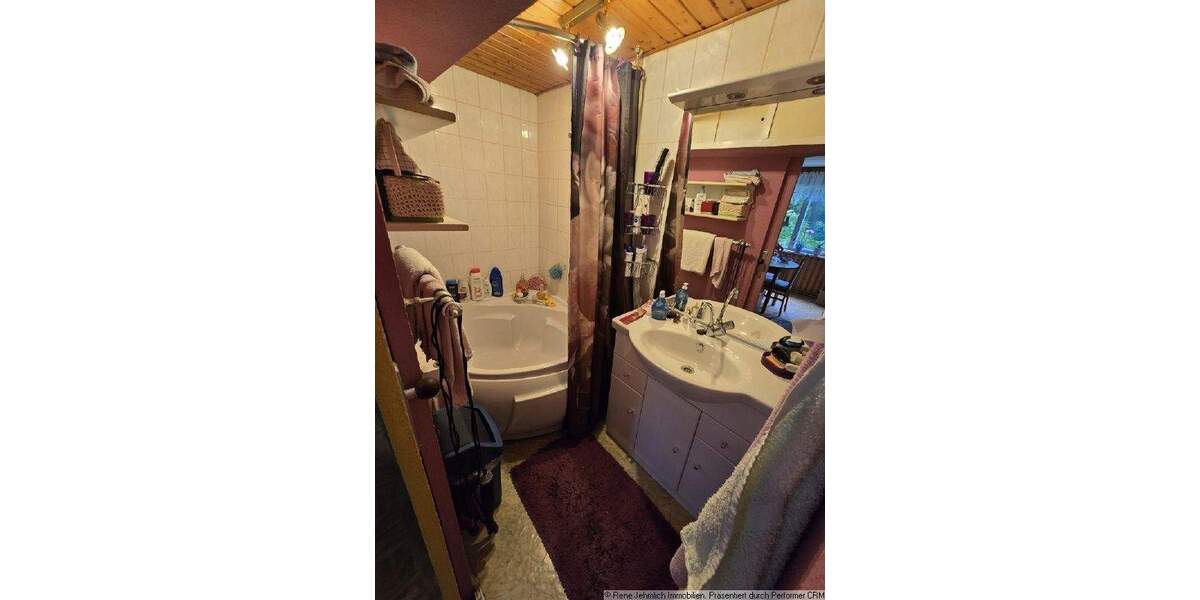 Einfamilienhaus Chemnitz Reichenbrand - 5 Zimmer, 212 m&sup2;, 150.000&euro; | Angebot:25694373