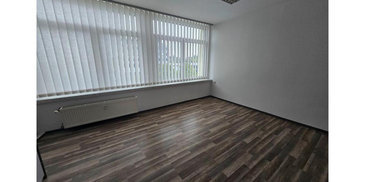Gewerbeobjekt Chemnitz Helbersdorf - 250&euro; | Angebot:26640687