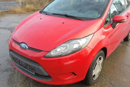 Ford Fiesta 73.000 km 2.750 &euro; Chemnitz 09114