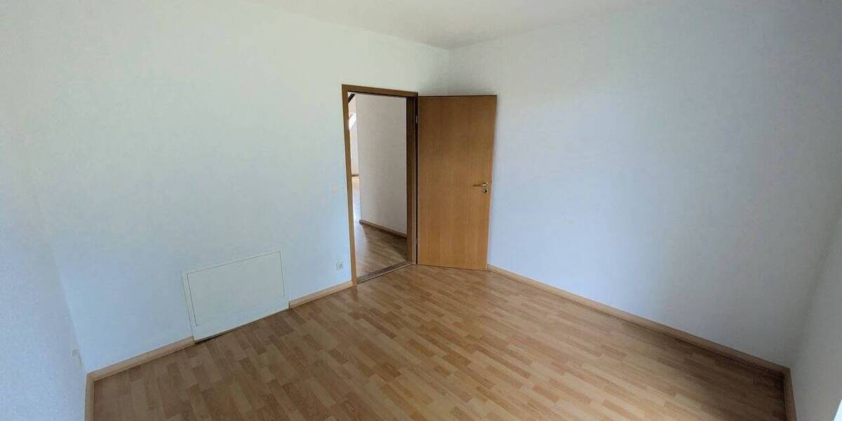 Etagenwohnung Chemnitz Gablenz - 2 Zimmer, 59 m&sup2;, 375&euro; | Angebot:26826458