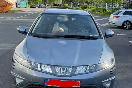 Honda Civic 193.000 km 3.500 &euro; Chemnitz 09130