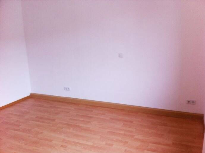 Etagenwohnung Chemnitz Ebersdorf - 2 Zimmer, 56 m&sup2;, 345&euro; | Angebot:26798819