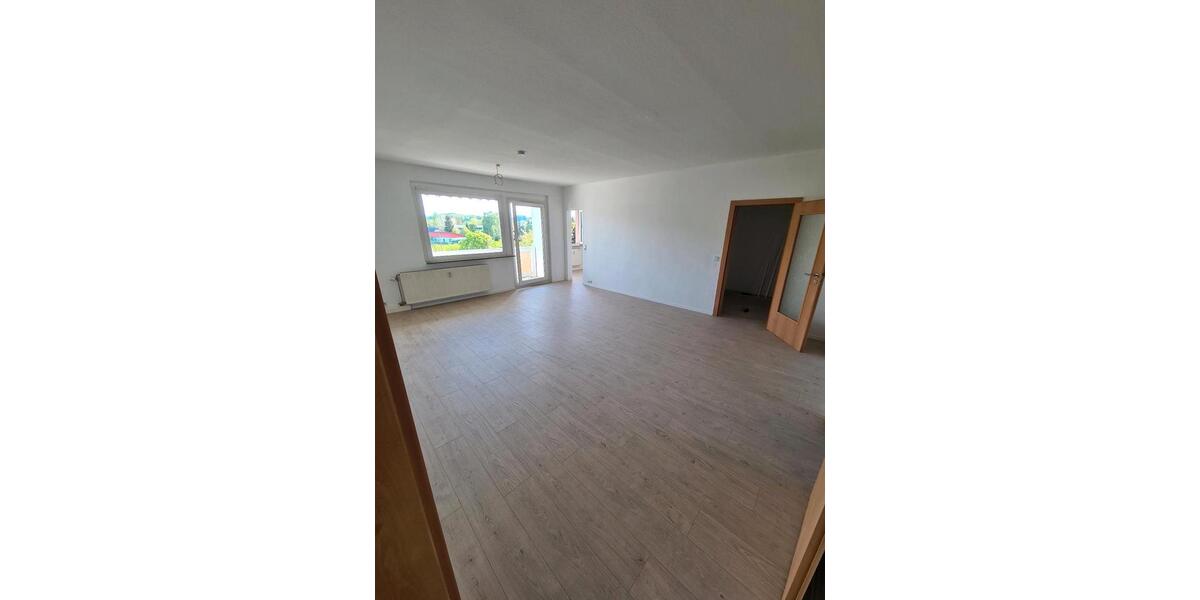 Etagenwohnung Chemnitz Rabenstein - 4 Zimmer, 80 m&sup2;, 92.000&euro; | Angebot:26550449