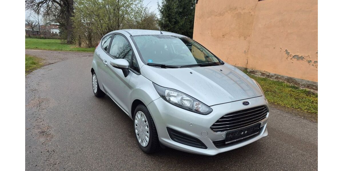 Ford Fiesta 39.000 km 6.500 &euro; Glauchau 08371