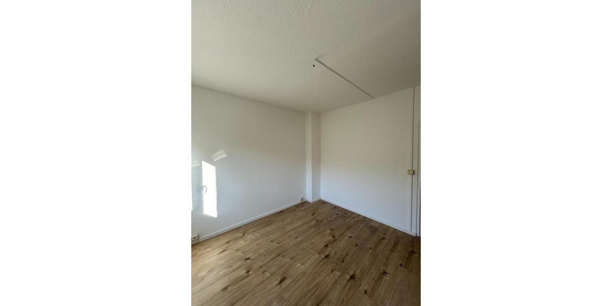 Erdgeschoßwohnung Chemnitz Klaffenbach - 2 Zimmer, 56 m&sup2;, 351&euro; | Angebot:24979015