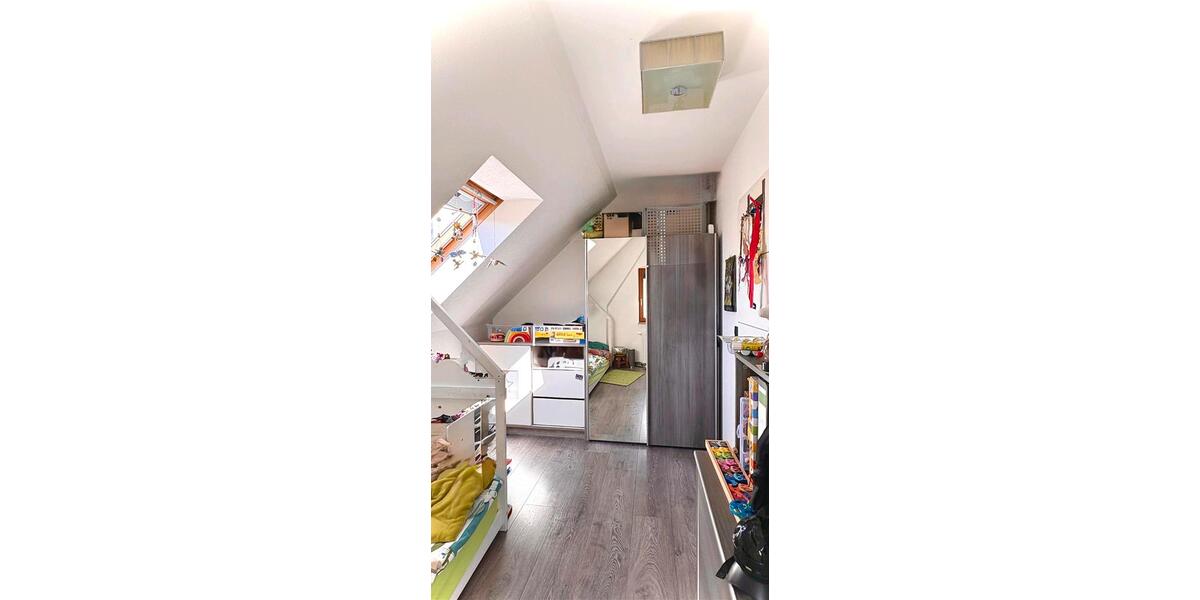 Dachgeschoßwohnung Oelsnitz (Erzgebirge) - 4 Zimmer, 72 m&sup2;, 550&euro; | Angebot:26227355