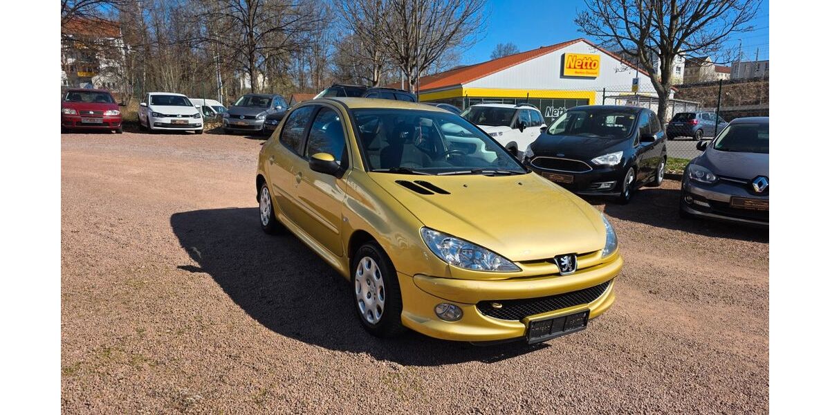 Peugeot 206 166.600 km 1.580 &euro; Chemnitz 09126