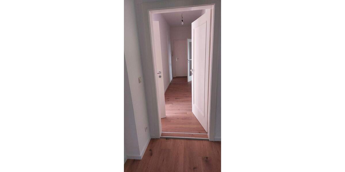 Etagenwohnung Chemnitz Lutherviertel - 2 Zimmer, 51 m&sup2;, 295&euro; | Angebot:26305846