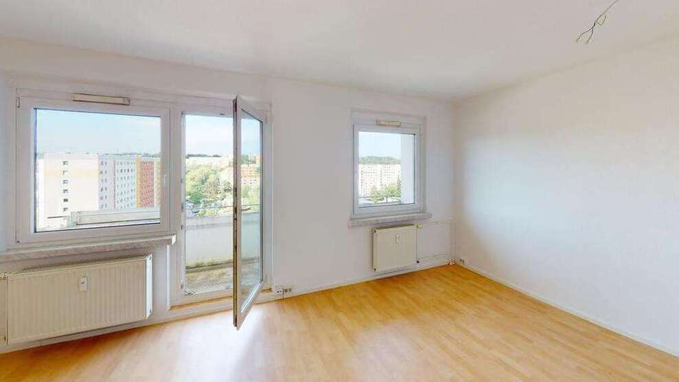 Wohnung zum Mieten in Chemnitz 356 € 68.43 m²