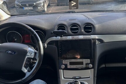 Ford S-Max 318.500 km 3.800 &euro; Chemnitz 09111