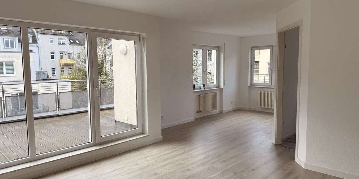 Etagenwohnung Chemnitz Kapellenberg - 3 Zimmer, 97 m&sup2;, 212.300&euro; | Angebot:26256144