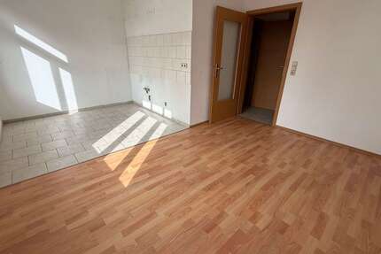 Wohnung Chemnitz Lutherviertel - 2 Zimmer, 36 m&sup2;, 199&euro; | Angebot:25543016