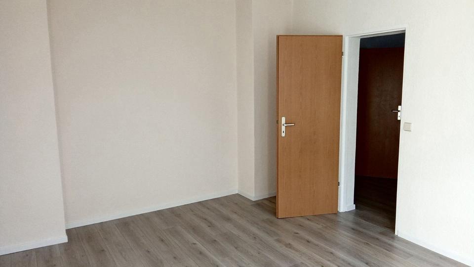 Etagenwohnung Limbach-Oberfrohna Oberfrohna - 2 Zimmer, 47 m&sup2;, 41.500&euro; | Angebot:26251050