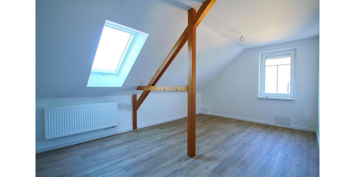 Dachgeschoßwohnung Chemnitz Grüna - 3 Zimmer, 80 m&sup2;, 640&euro; | Angebot:26300860