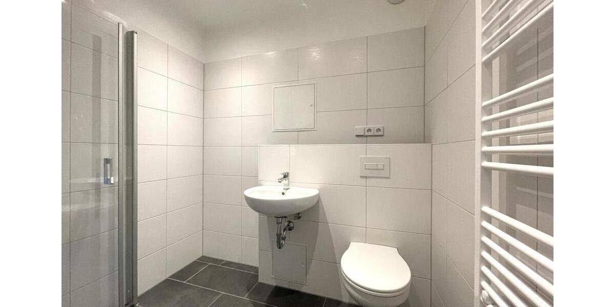 Moderne 2,5-Raumwohnung mit ebenerdiger Dusche und großer Küche zimmer