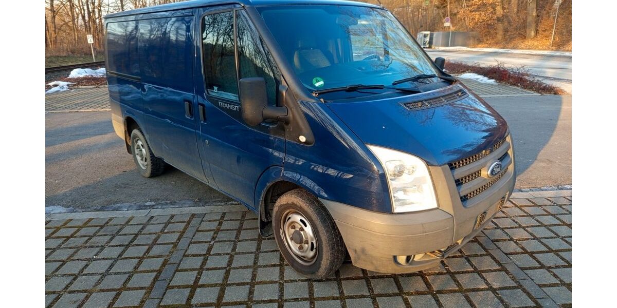Ford Transit 192.000 km 3.500 &euro; Chemnitz 09123