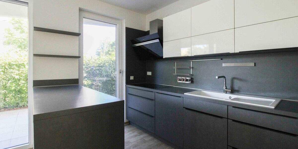 Exklusive 4- Zimmer-Wohnung mit 40m² großer Südterrasse u. Tiefgaragenstellplatz in Chemnitz Hutholz 4 zimmer