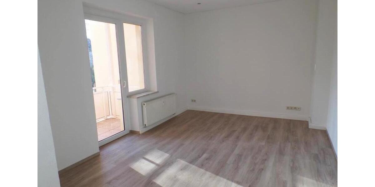 Erdgeschoßwohnung Chemnitz Ebersdorf - 3 Zimmer, 74 m&sup2;, 445&euro; | Angebot:25804812