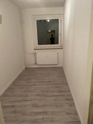 Etagenwohnung Mülsen - 4 Zimmer, 69 m&sup2;, 41.650&euro; | Angebot:26365555