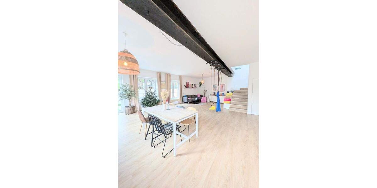 Exklusive Familienoase in naturnaher Lage - neuwertiges Wohnen auf höchstem Niveau 7 zimmer