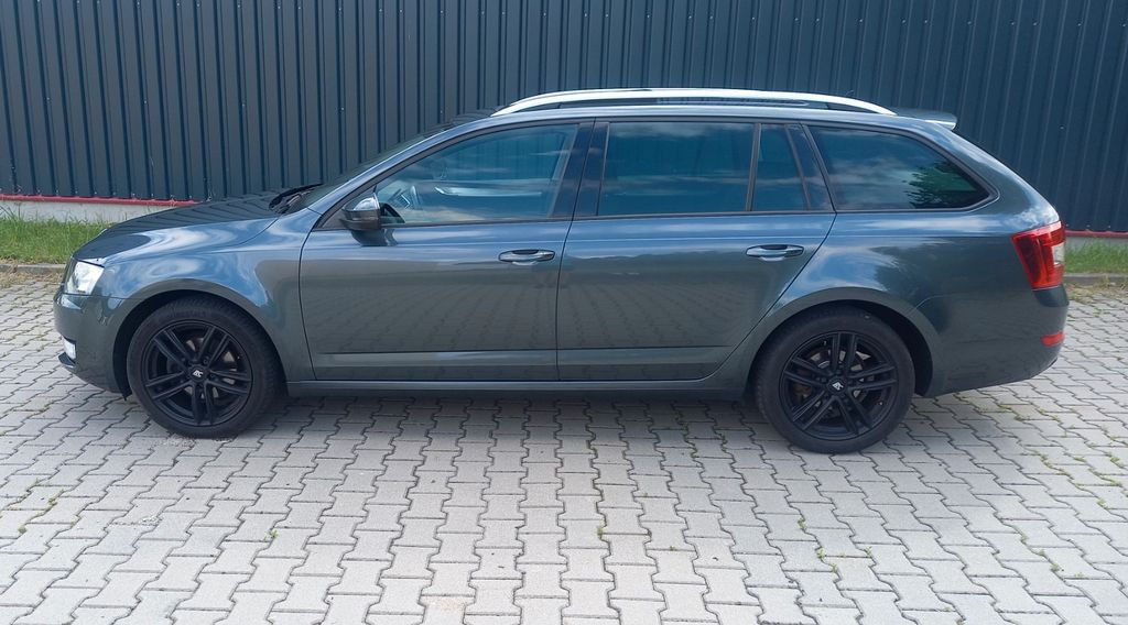 Skoda Octavia 126.000 km 12.950 &euro; Thum Jahnsbach 09419