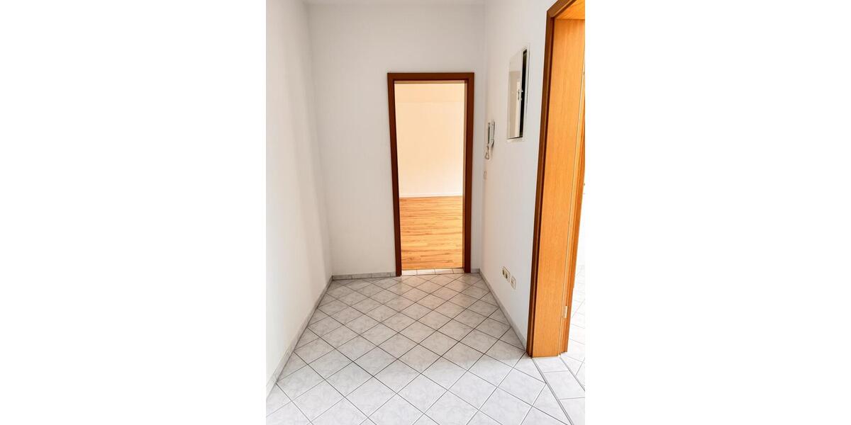 Mehrfamilienhaus, Wohnhaus Chemnitz Kapellenberg - 2 Zimmer, 74 m&sup2;, 480&euro; | Angebot:23969933