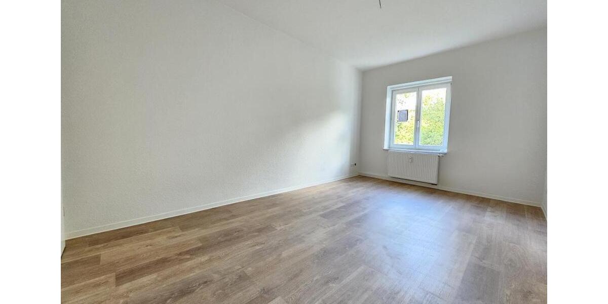 Etagenwohnung Chemnitz Ebersdorf - 5 Zimmer, 108 m&sup2;, 540&euro; | Angebot:25806304