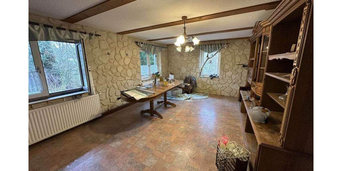 Mehrfamilienhaus, Wohnhaus Burgstädt / Burkersdorf Burgstädt - 6 Zimmer, 262 m&sup2;, 308.000&euro; | Angebot:25688326