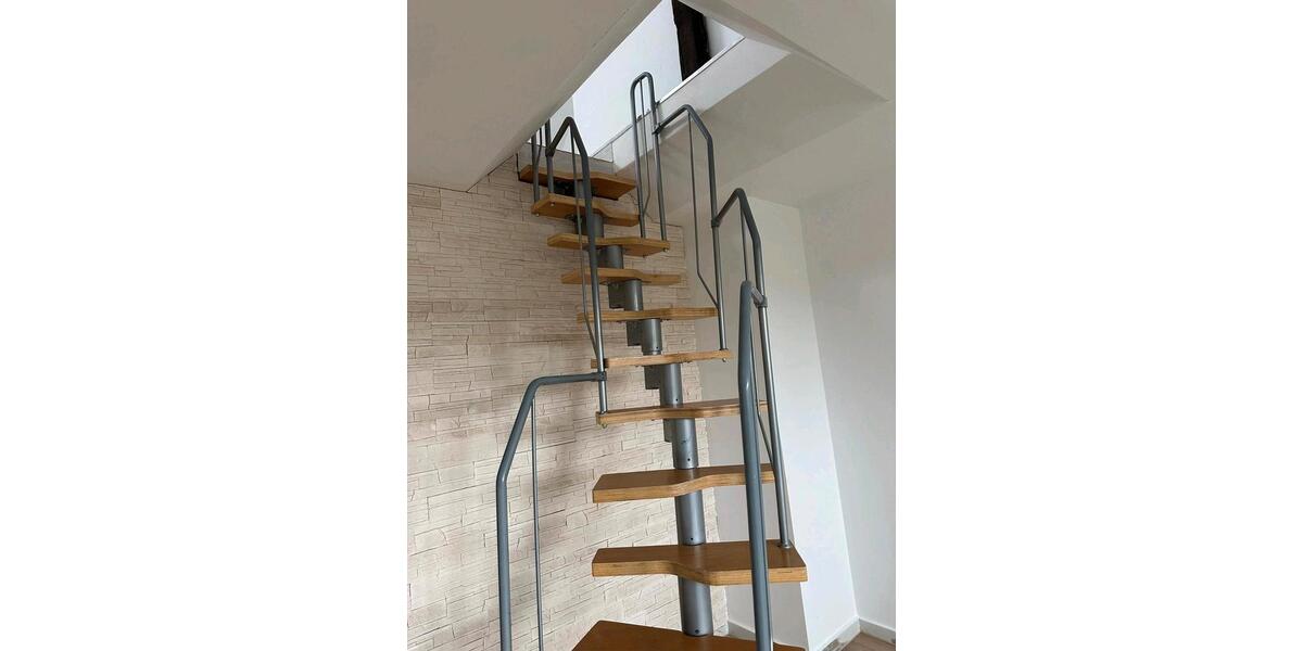 Dachgeschoßwohnung Chemnitz Helbersdorf - 4 Zimmer, 90 m&sup2;, 585&euro; | Angebot:26393157