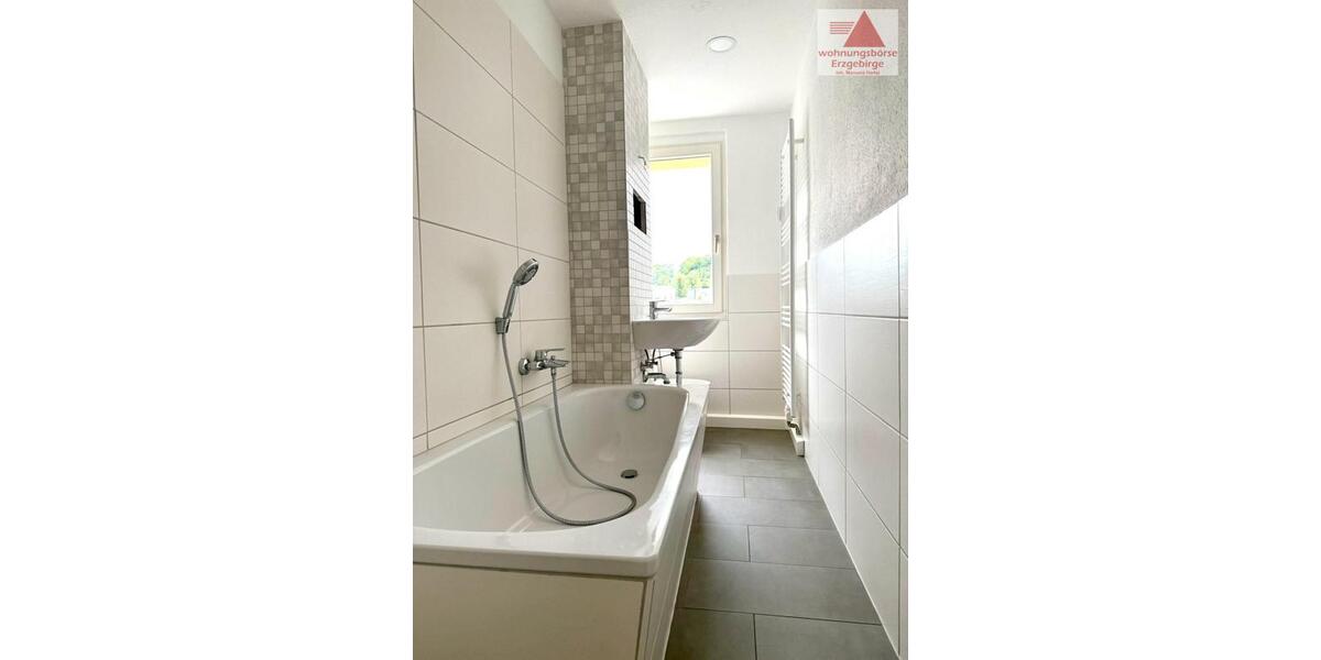 Etagenwohnung Thum - 4 Zimmer, 71 m&sup2;, 470&euro; | Angebot:21812272