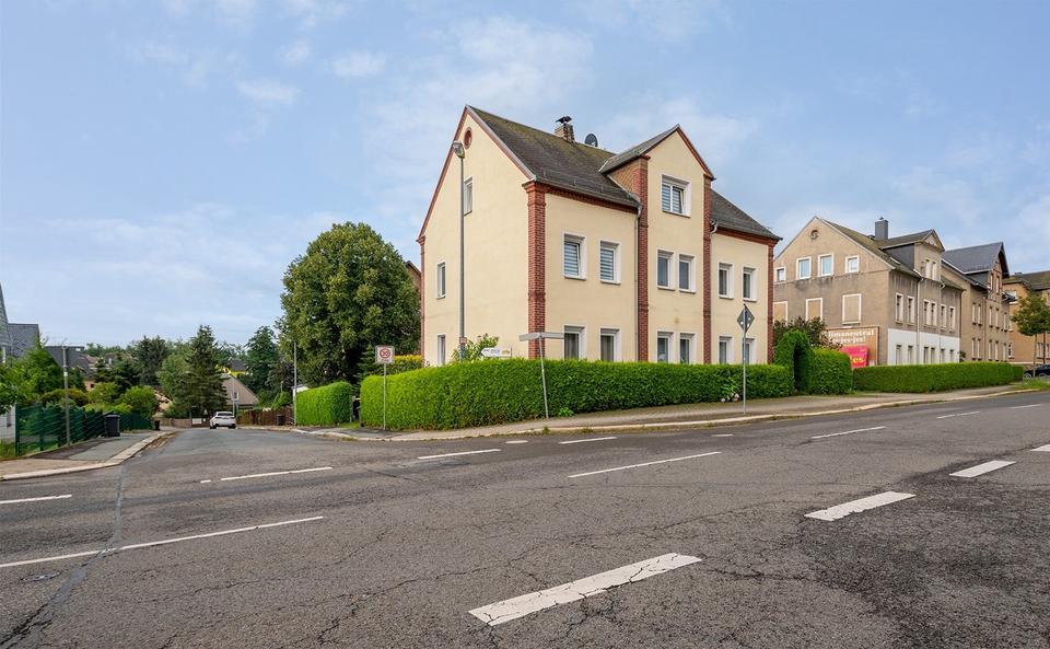 2-Familienhaus PV AnlageSolarSauna 10 zimmer